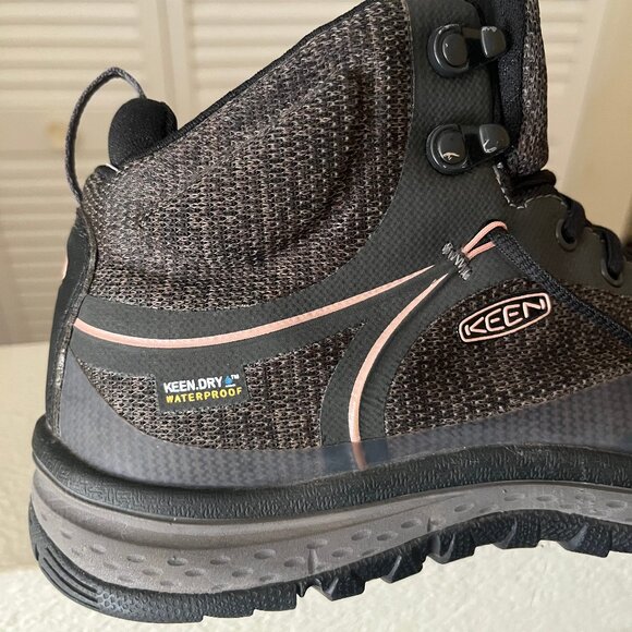 Keen Dry Waterproof Hiking Boots, like new - Picture 2 of 14